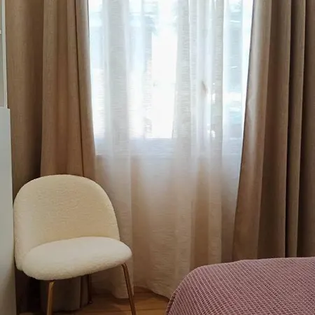 Ribeira Apartment *